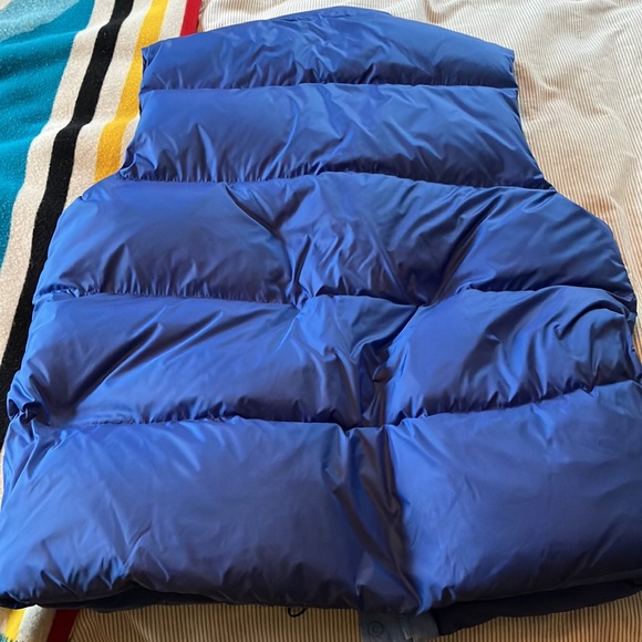 Gently used Uniqlo x Marni puffer vest 💙🖤 - Picture 7 of 8